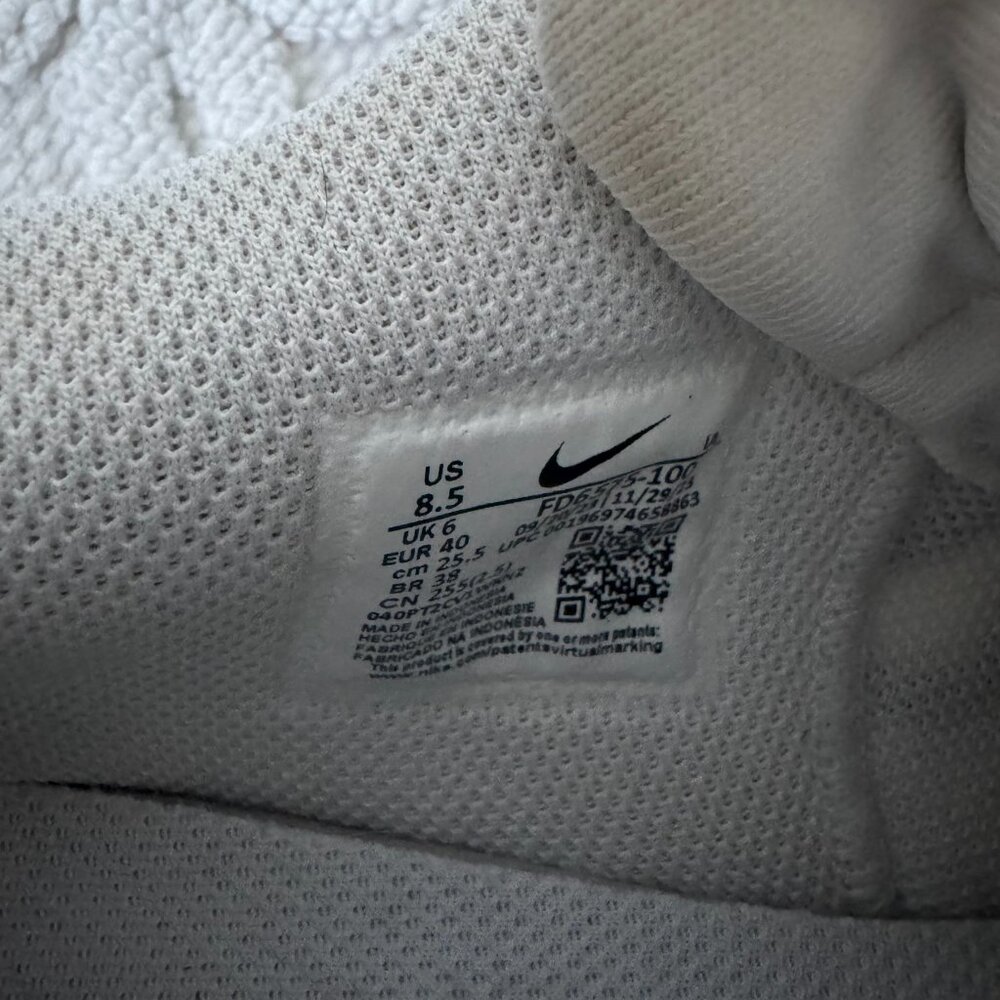 Nike Court Lite 4 Tennis Shoes - Picture 9 of 9